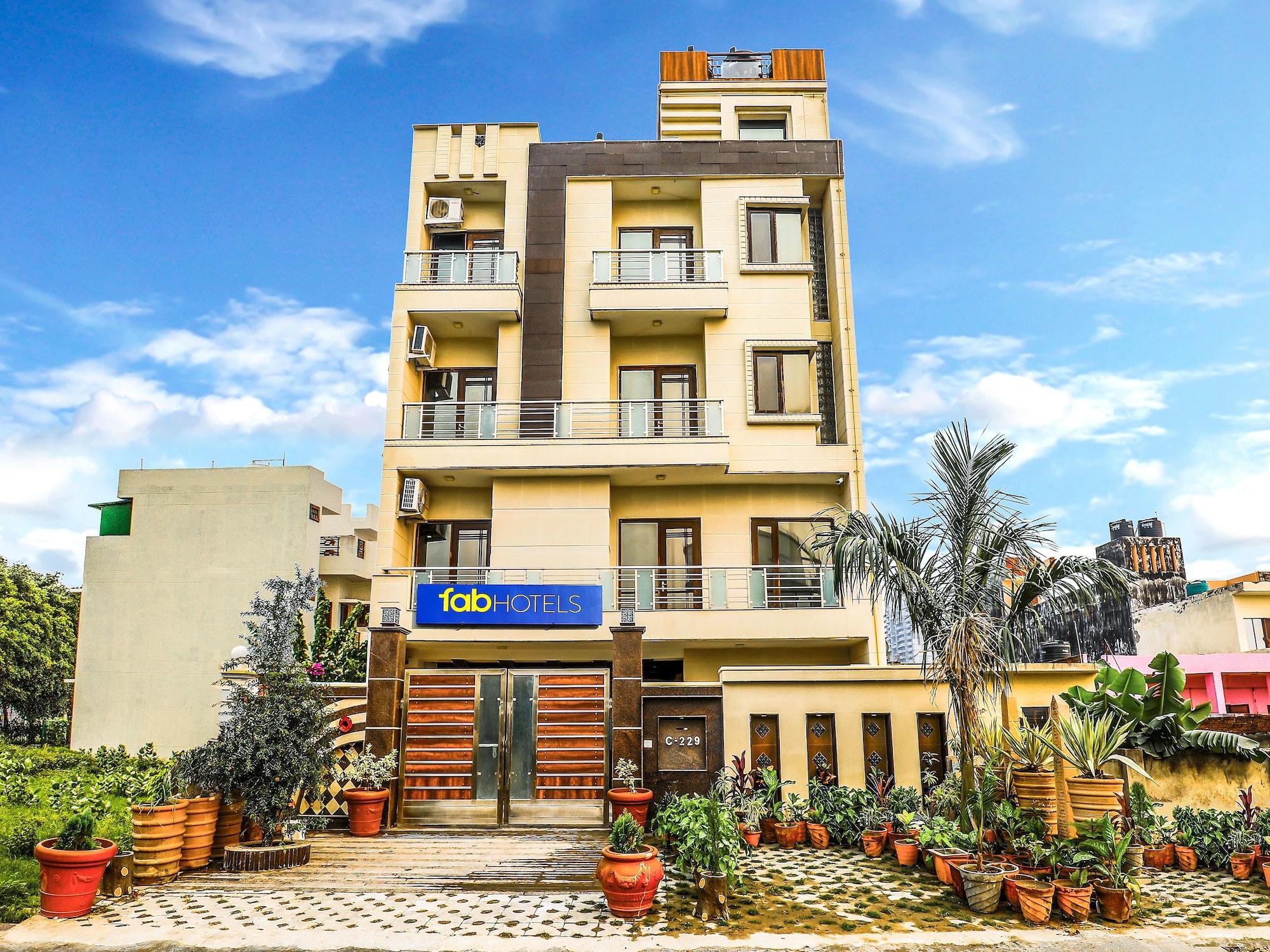 Itsy Hotels Hamlets Stay Noida Bagian luar foto