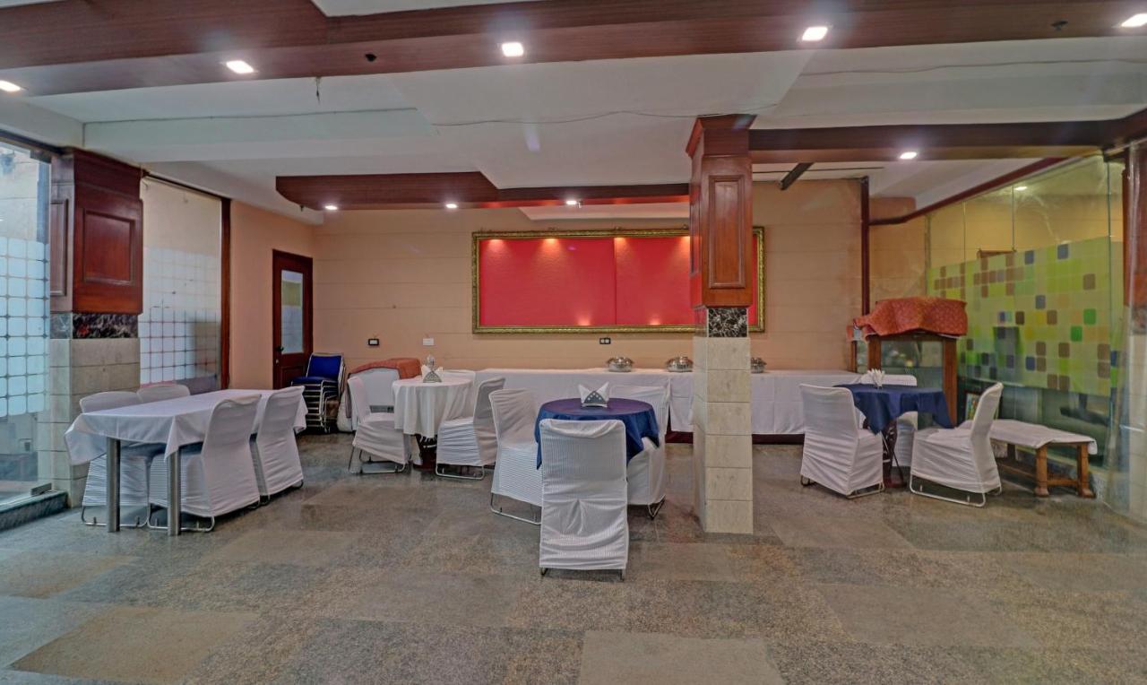 Itsy Hotels Hamlets Stay Noida Bagian luar foto