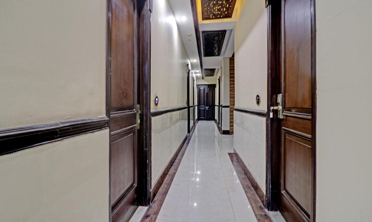 Itsy Hotels Hamlets Stay Noida Bagian luar foto