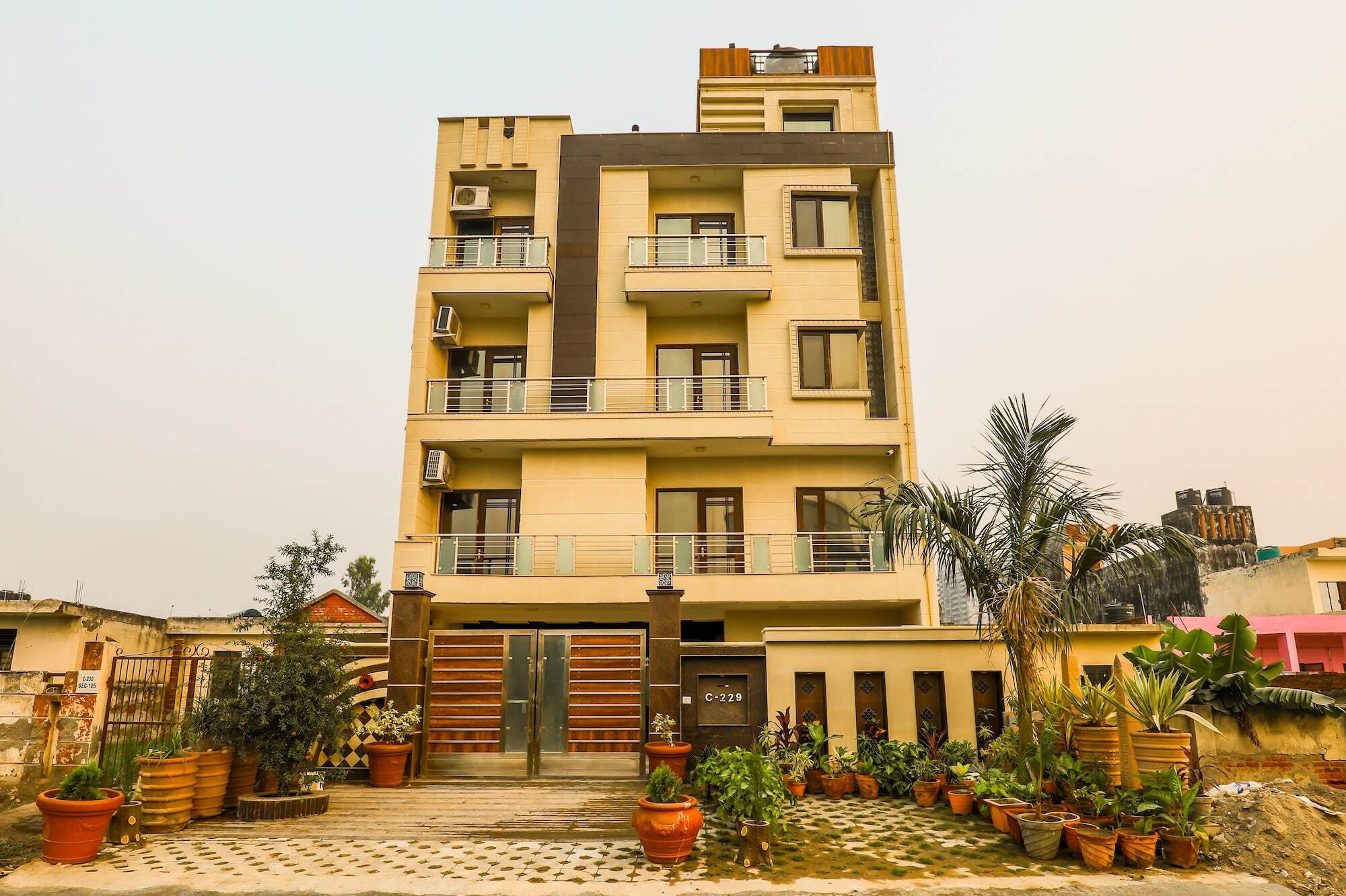 Itsy Hotels Hamlets Stay Noida Bagian luar foto